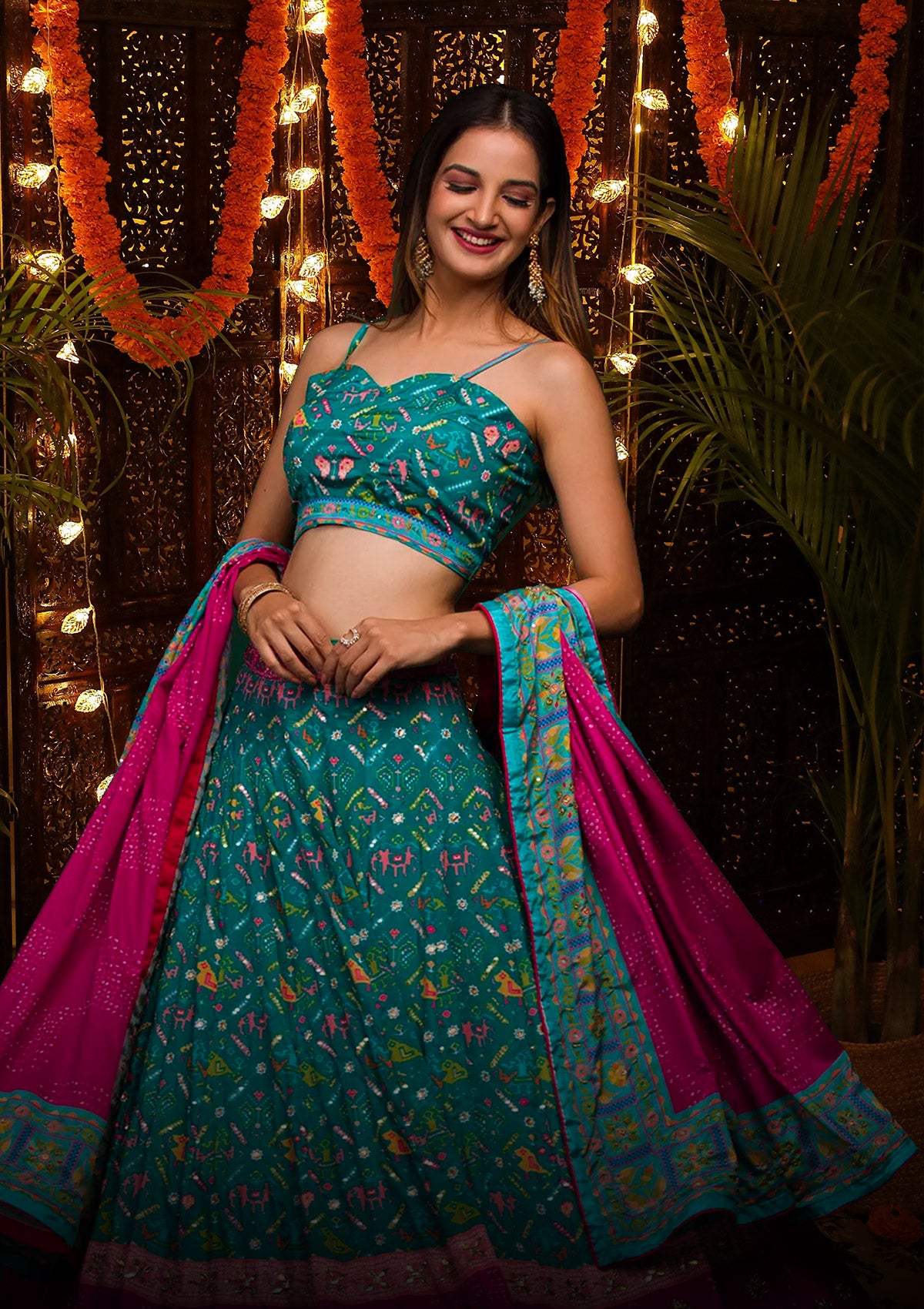 Dandiya Dress - Buy Dandiya Dresses For Women Online  Koskii