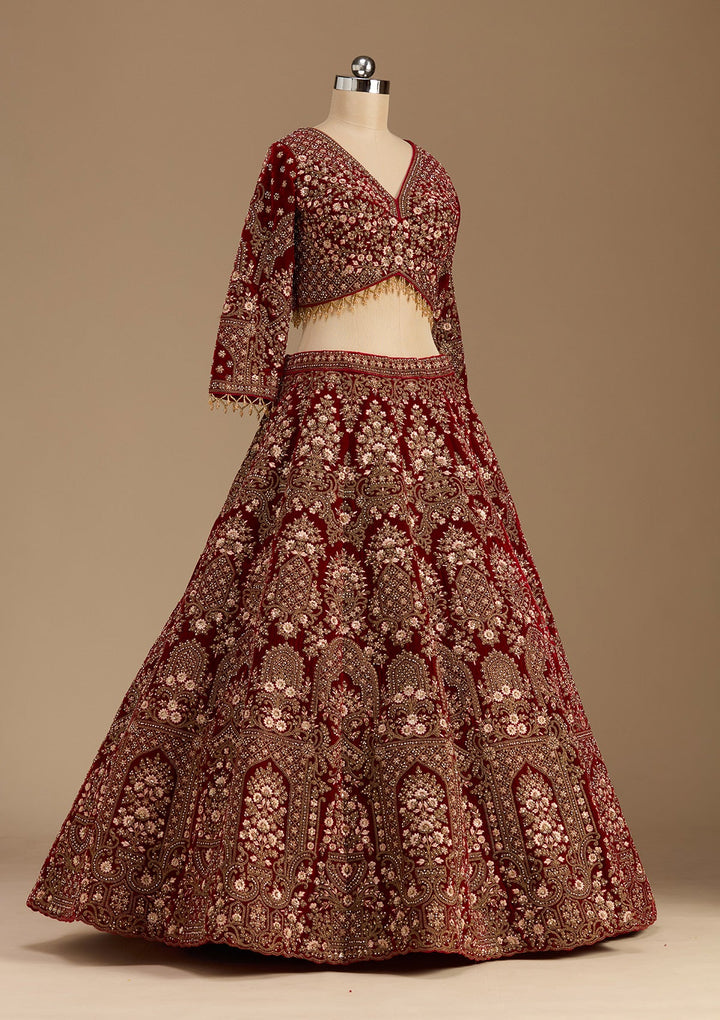 Maroon Cording Velvet Readymade Lehenga-koskii