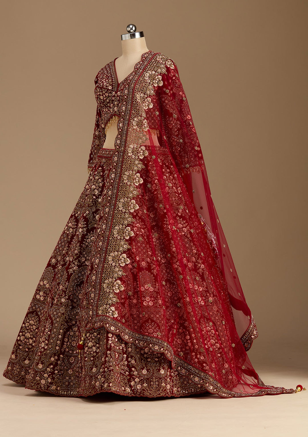Maroon Cording Velvet Readymade Lehenga-koskii