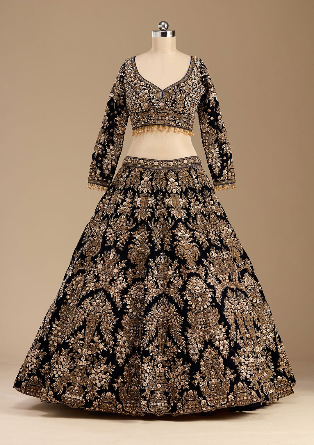 Blue Cording Velvet Readymade Lehenga-koskii