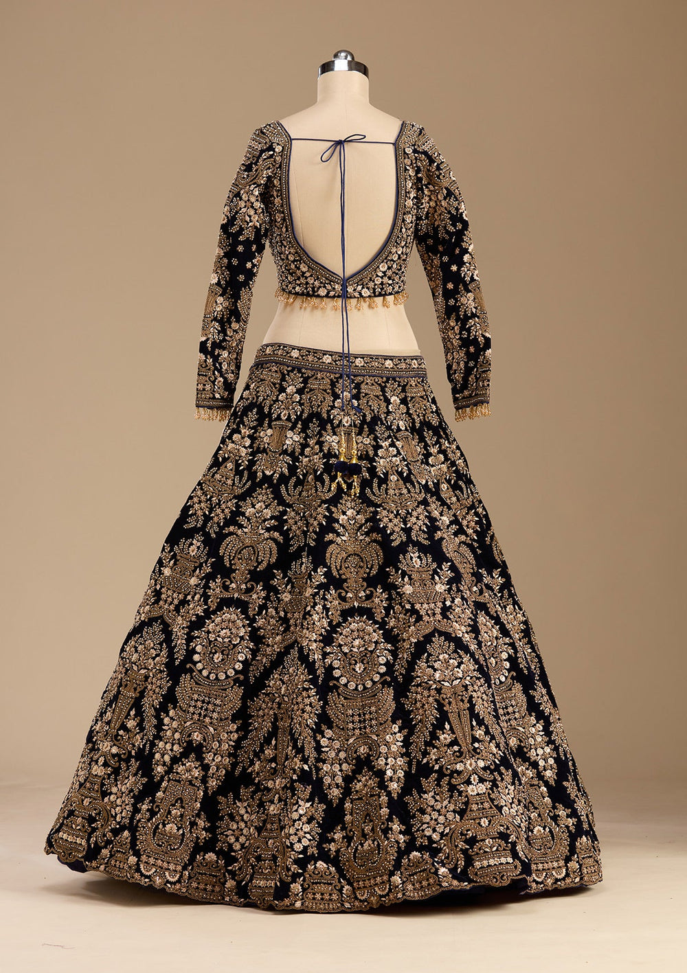 Blue Cording Velvet Readymade Lehenga-koskii