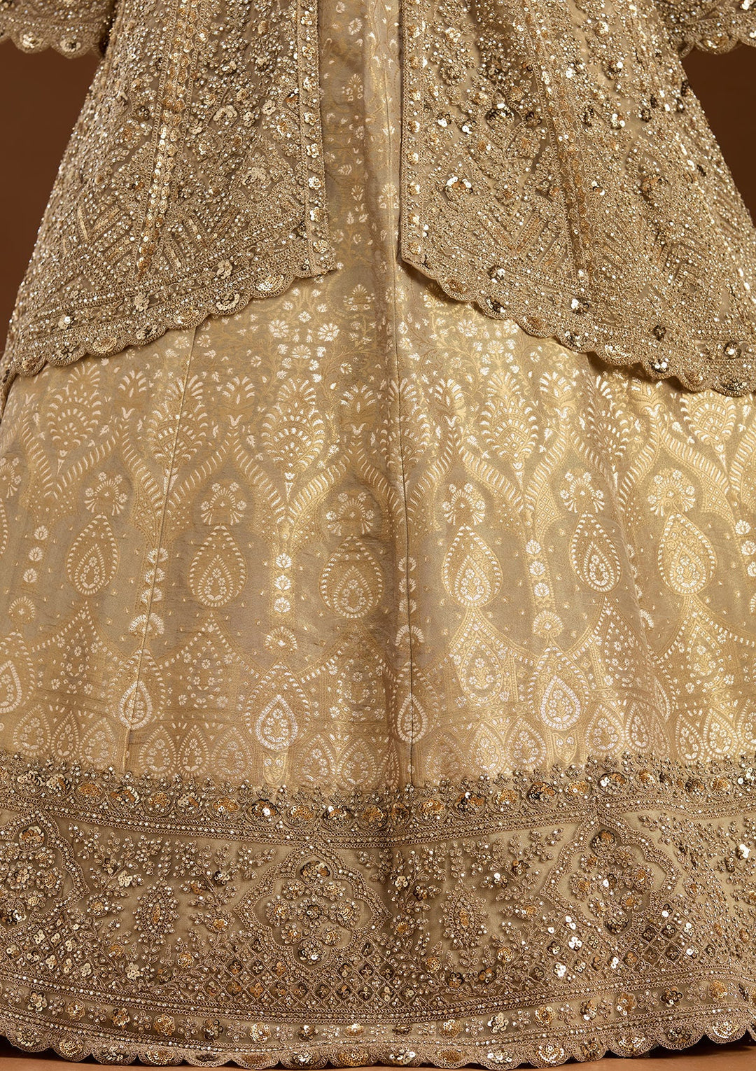 Gold Sequins Net Readymade Lehenga-koskii