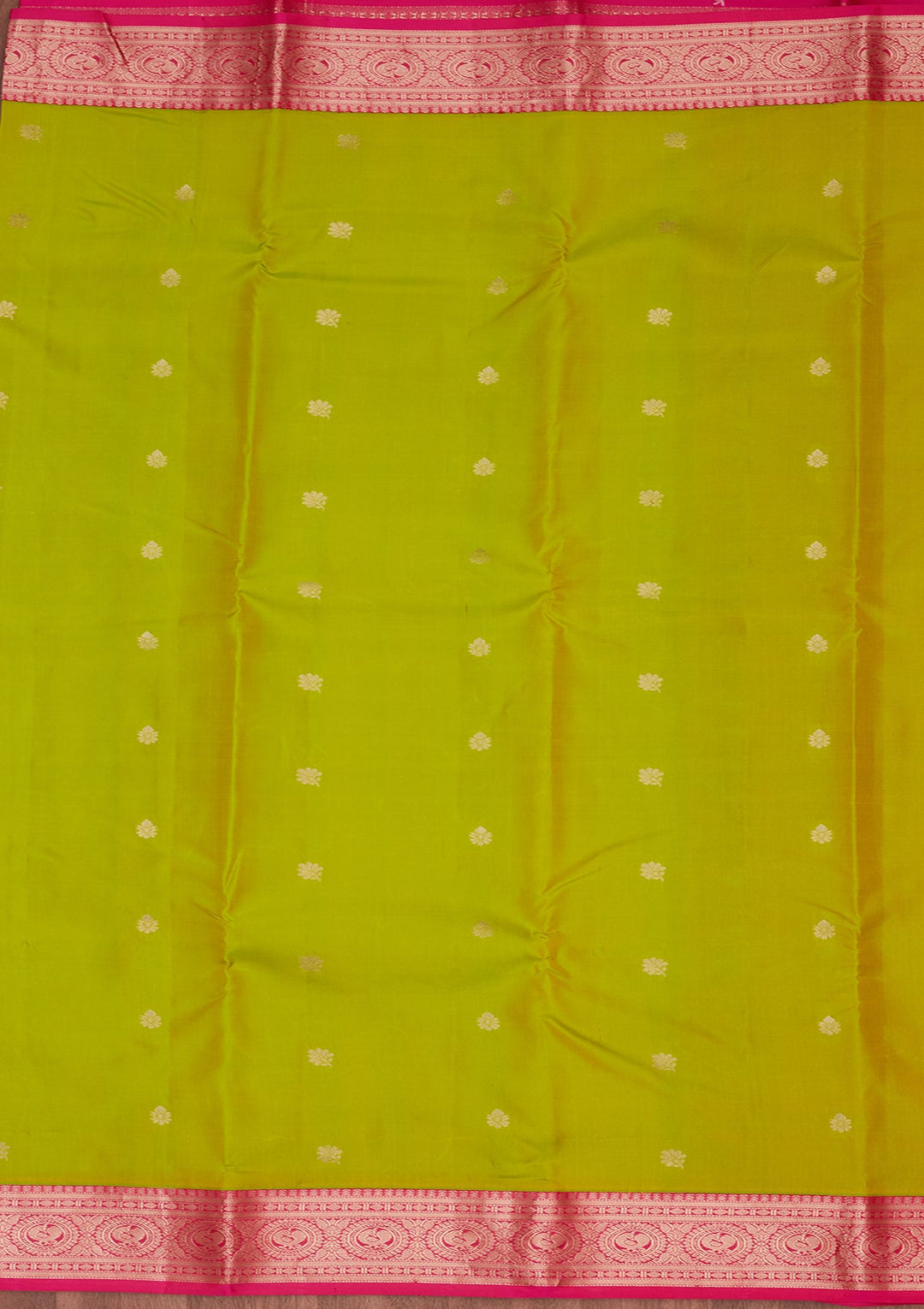Parrot Green Zariwork Pure Silk Saree-koskii