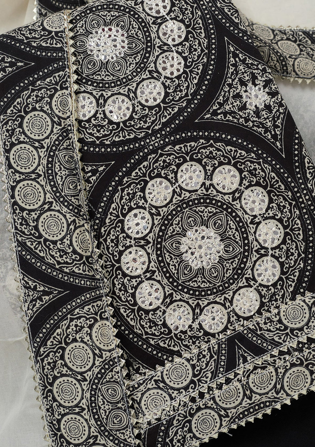 Cream Threadwork Cotton Unstitched Salwar Suit-koskii