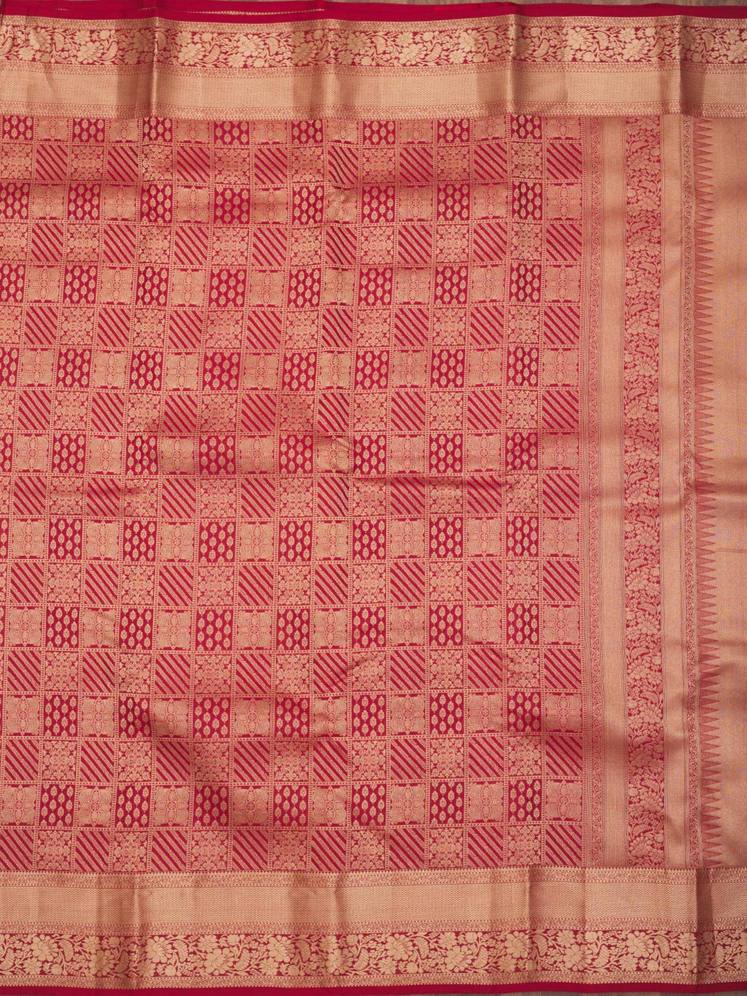 Maroon Zariwork Pure Silk Saree