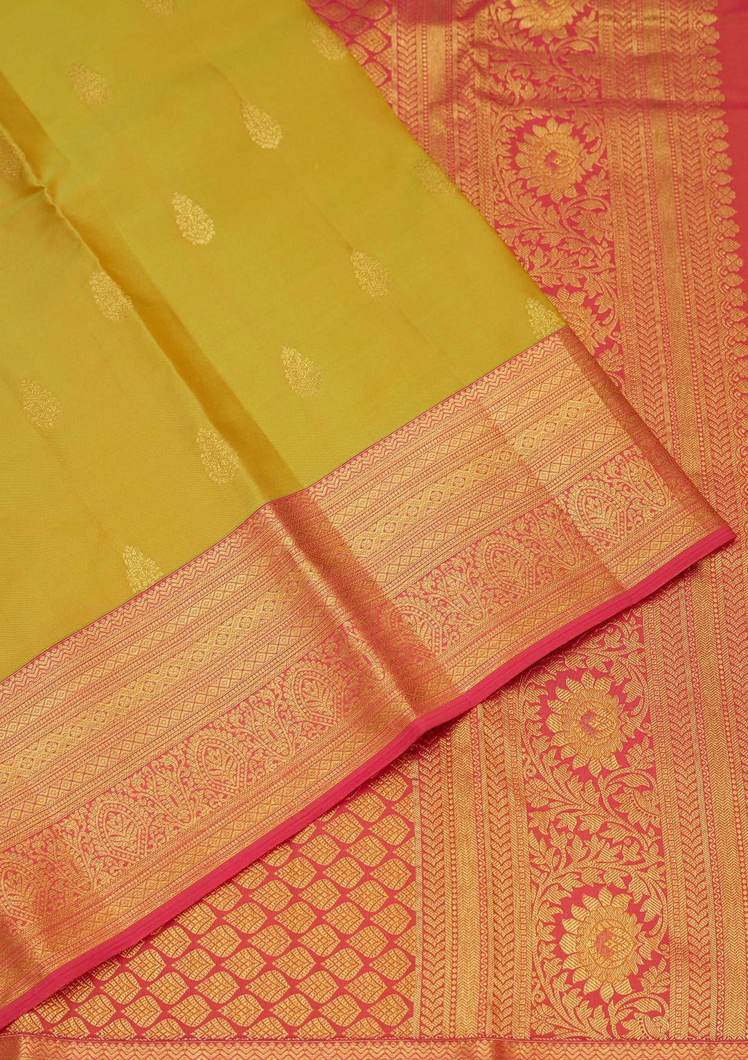 Parrot Green Zariwork Pure Silk Saree-Koskii