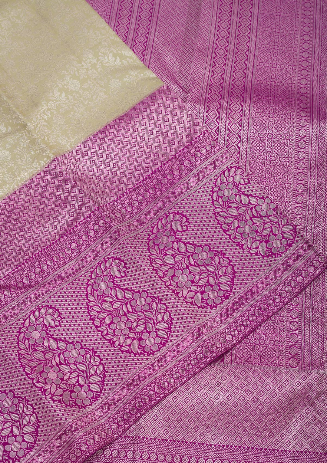 Pista Green Zariwork Pure Silk Saree-Koskii