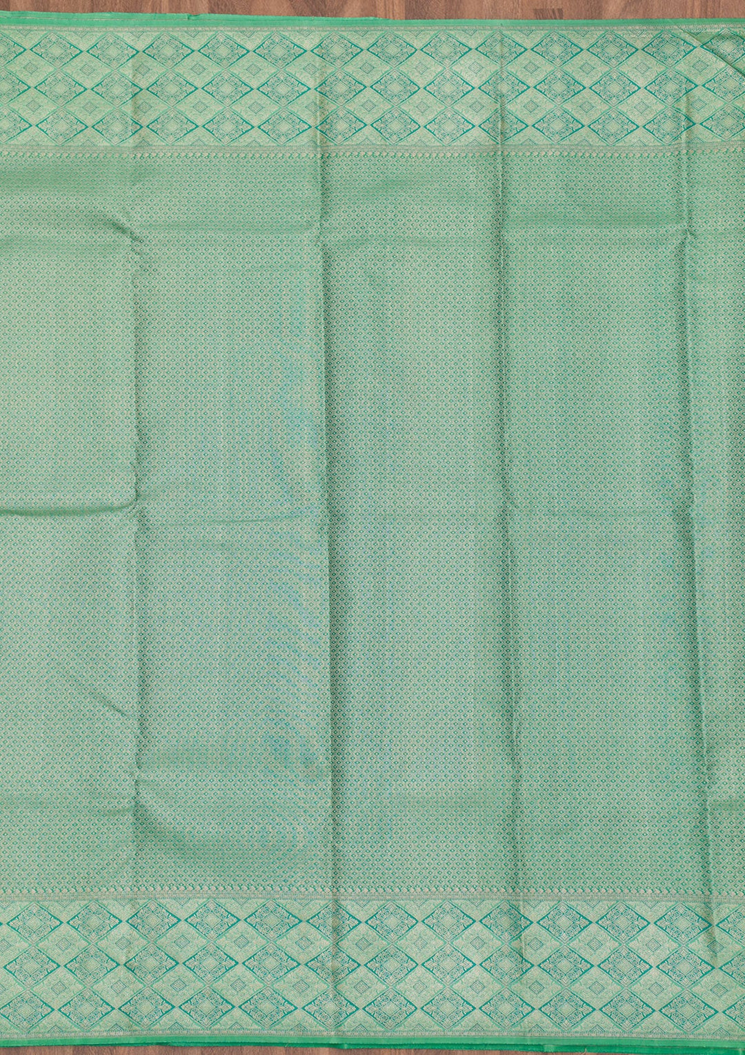 Pista Green Zariwork Pure Silk Saree-Koskii