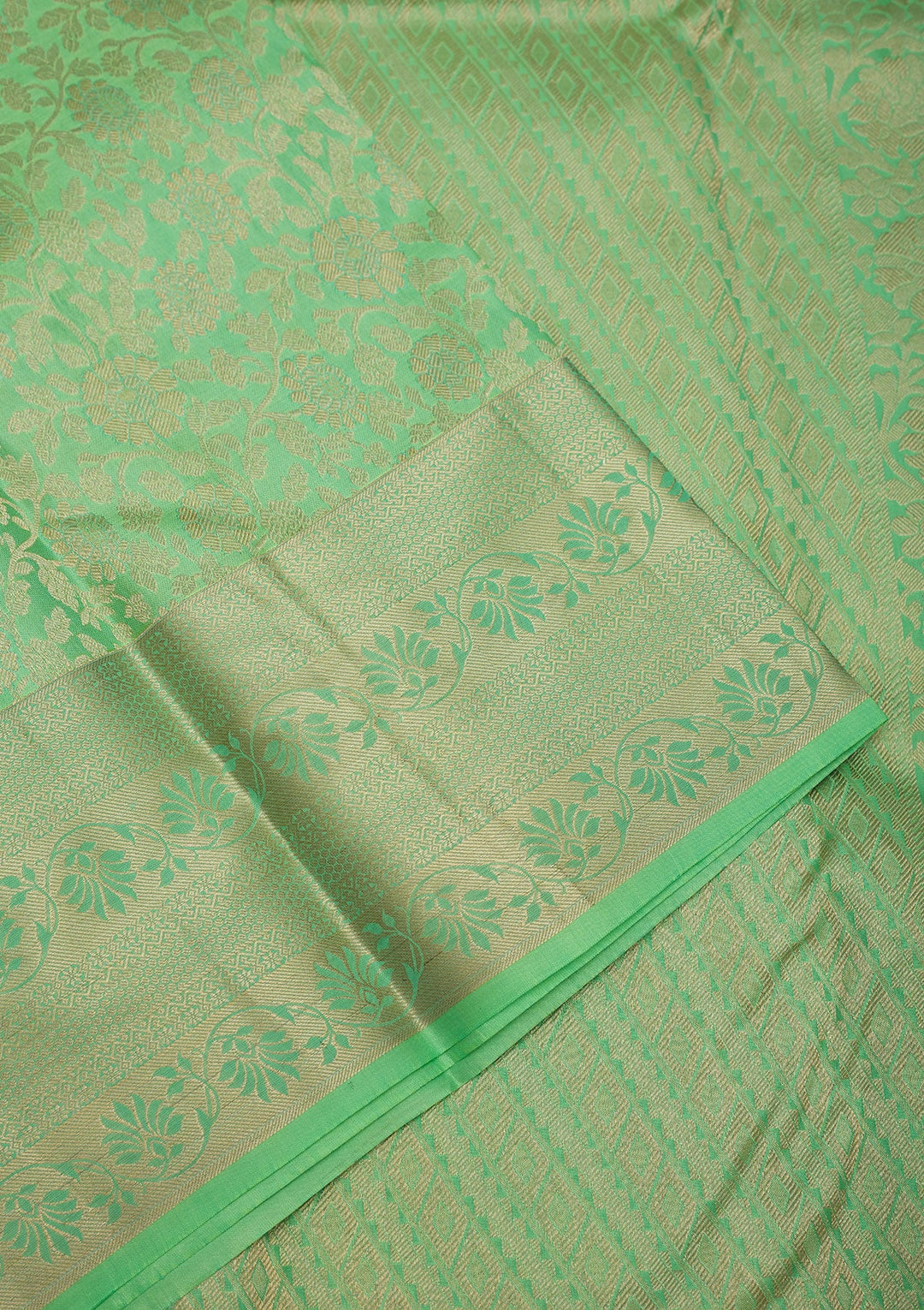 Pista Green Zariwork Pure Silk Saree-Koskii
