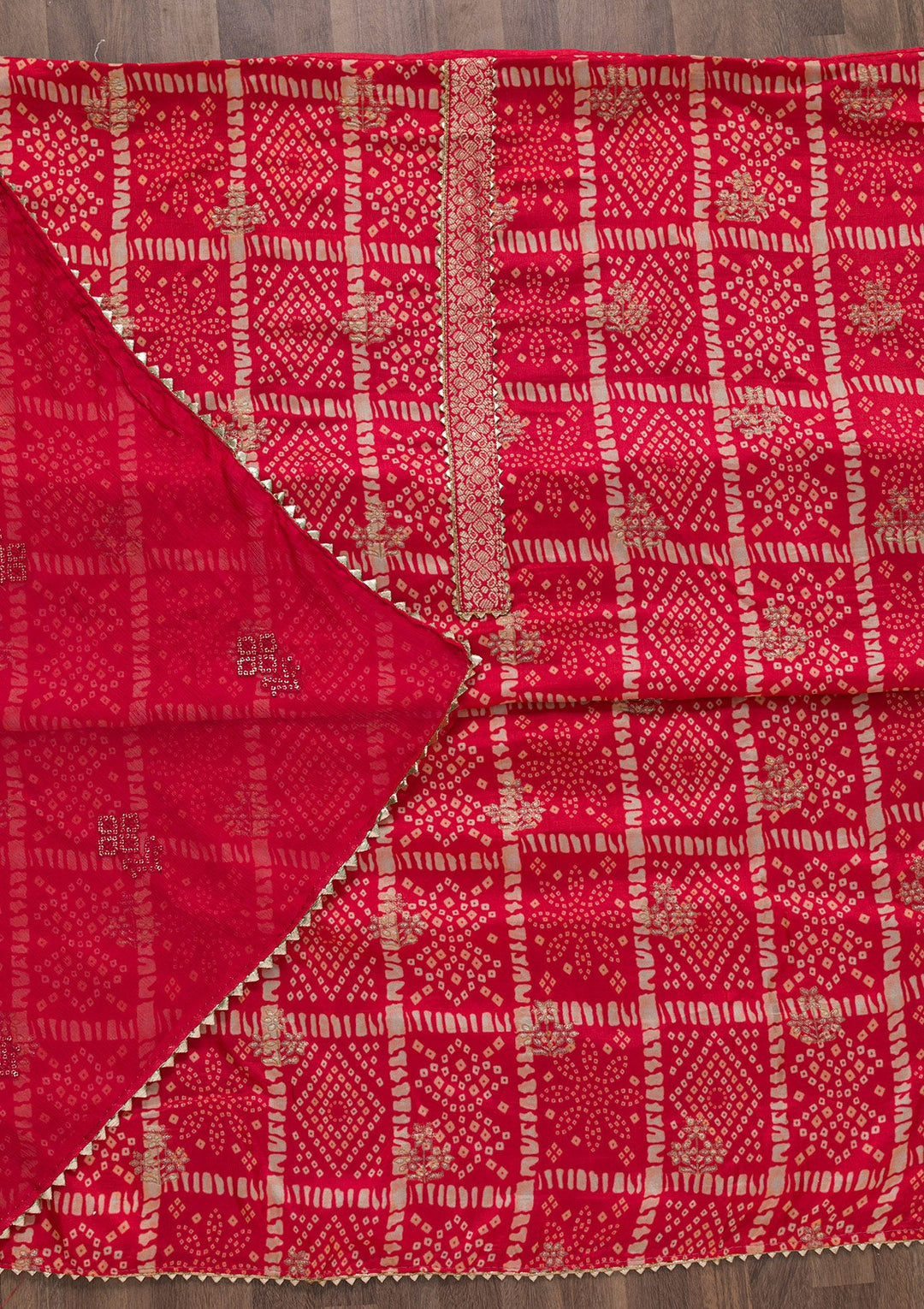 Red Bandhani Semi Crepe Unstitched Salwar Suit-Koskii