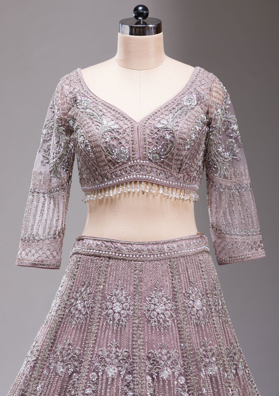 Mauve Silver Stonework Net Readymade Lehenga-koskii
