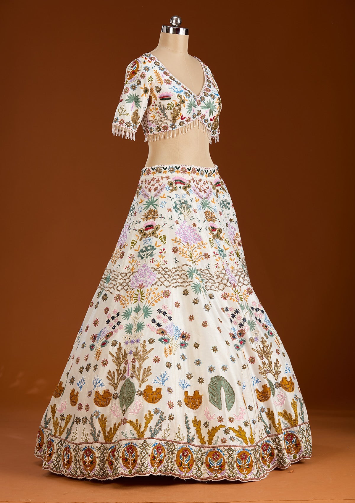 Cream Threadwork Raw Silk Readymade Lehenga-koskii