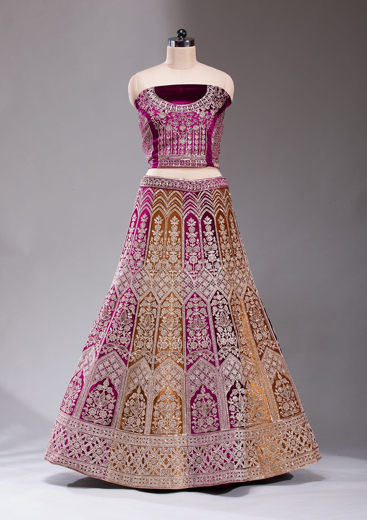 Wine Sequins Velvet Readymade Lehenga-koskii