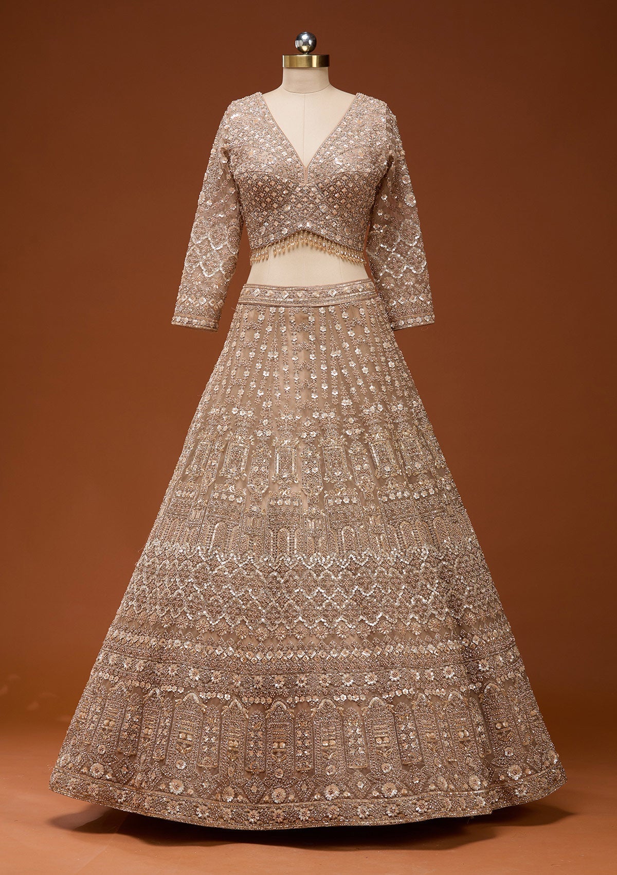 Beige Zariwork (Gold) Net Readymade Lehenga_Koskii
