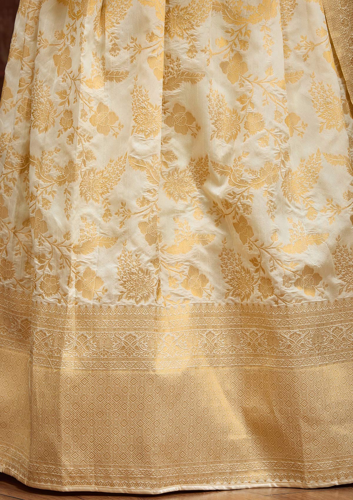 Off White Banarasi Readymade Lehenga-Koskii