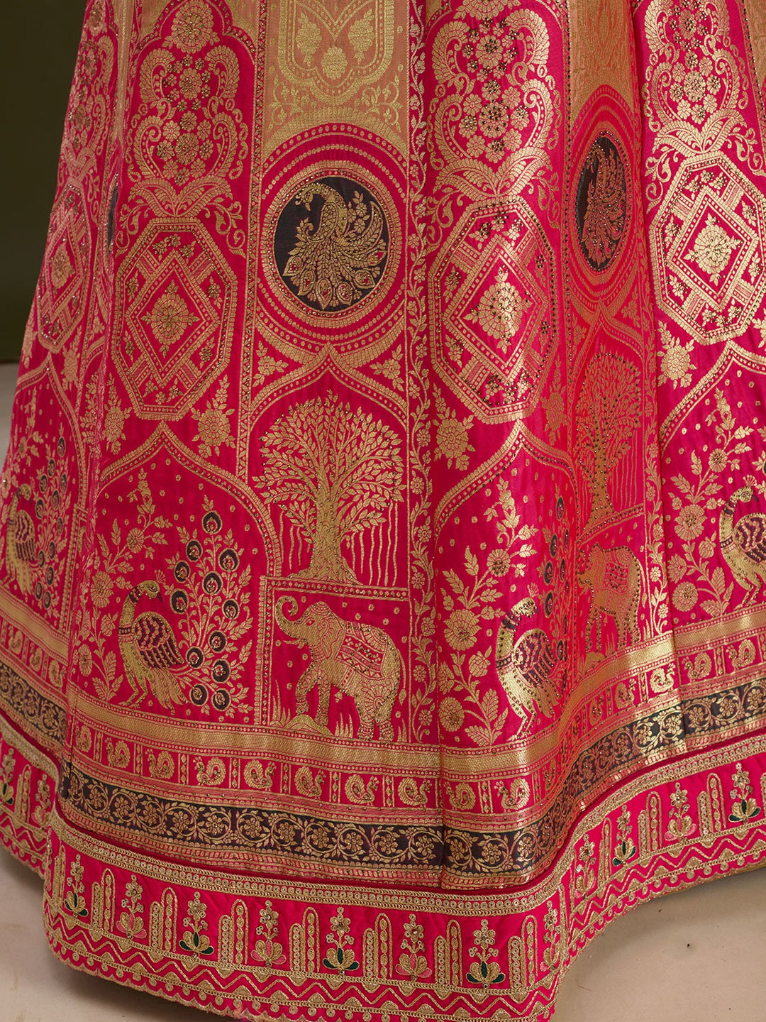 Magenta Pink Zariwork (Gold) Banarasi Readymade Lehenga