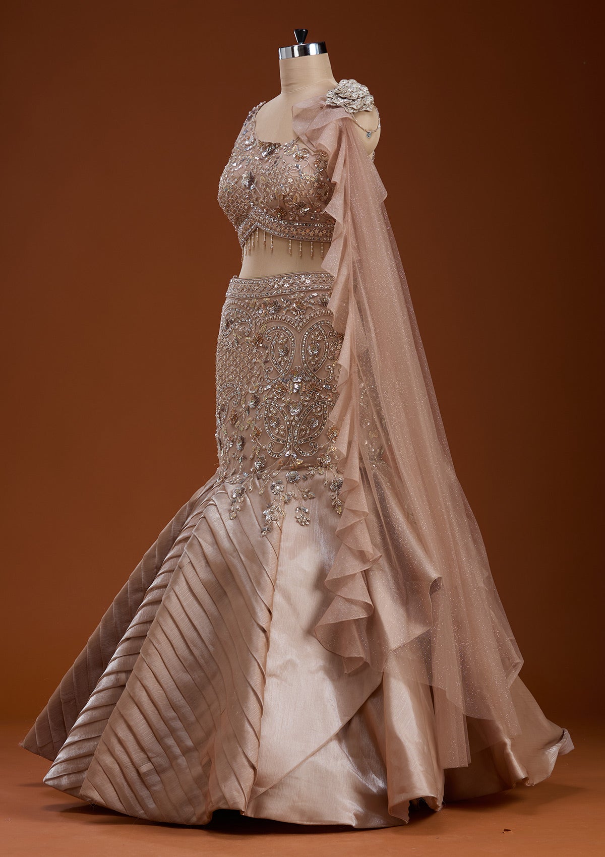 Gold Stonework Shimmer Readymade Lehenga-koskii