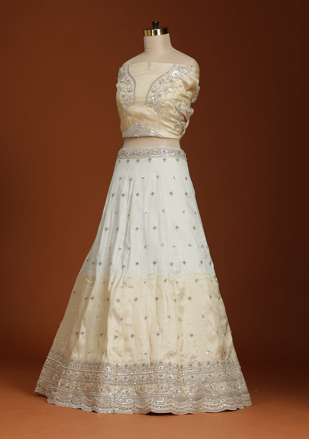 Cream Cording Tissue Readymade Lehenga-koskii