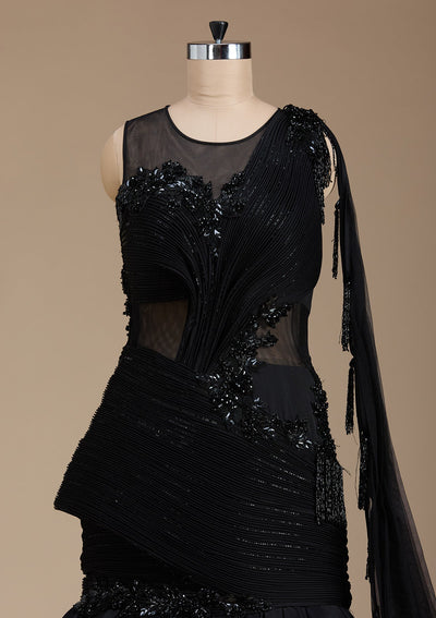 Black Sequins Satin Gown-koskii