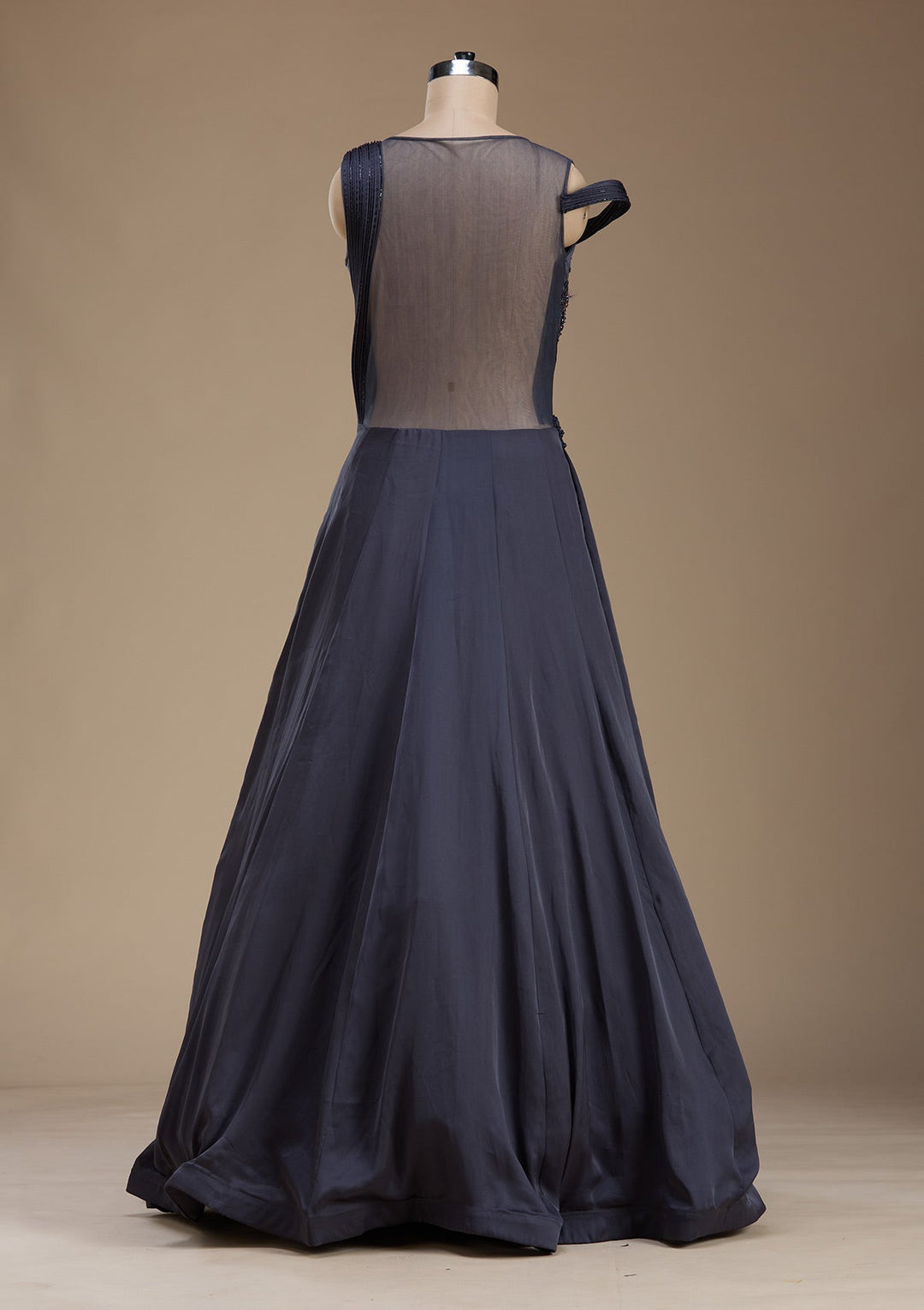Grey Sequins Satin Gown-koskii