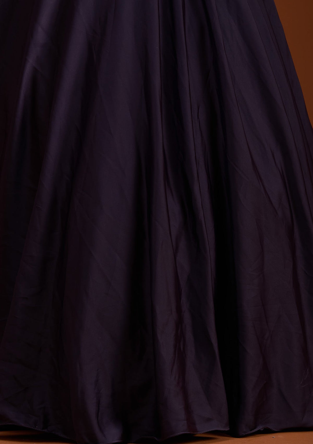 Lavender Cutdana Satin Gown-koskii