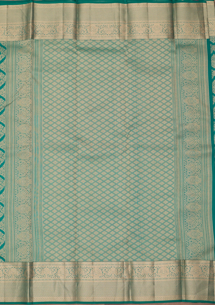 Peacock Green Zariwork (Gold) Pure Silk Saree