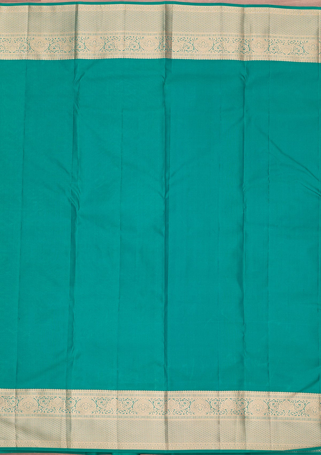 Peacock Green Zariwork (Gold) Pure Silk Saree