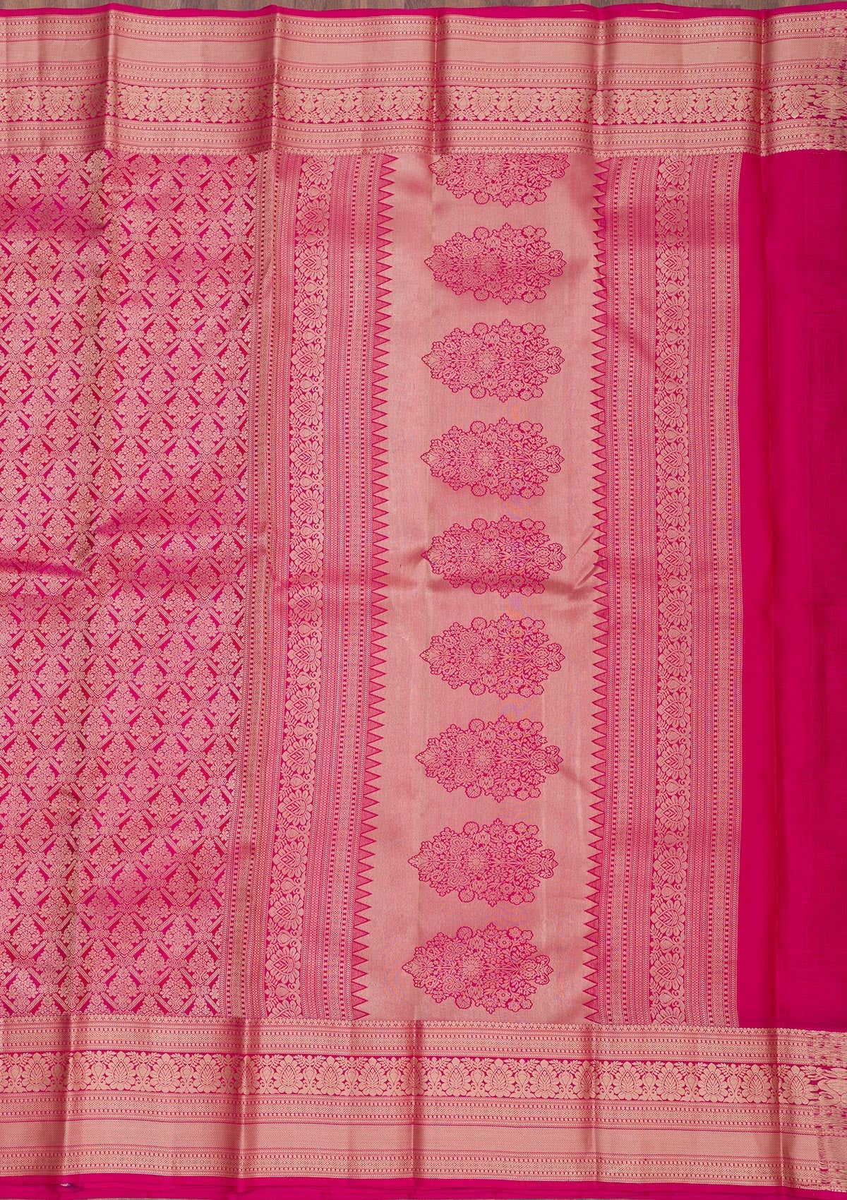 Magenta Pink Zariwork Pure Silk Saree-Koskii