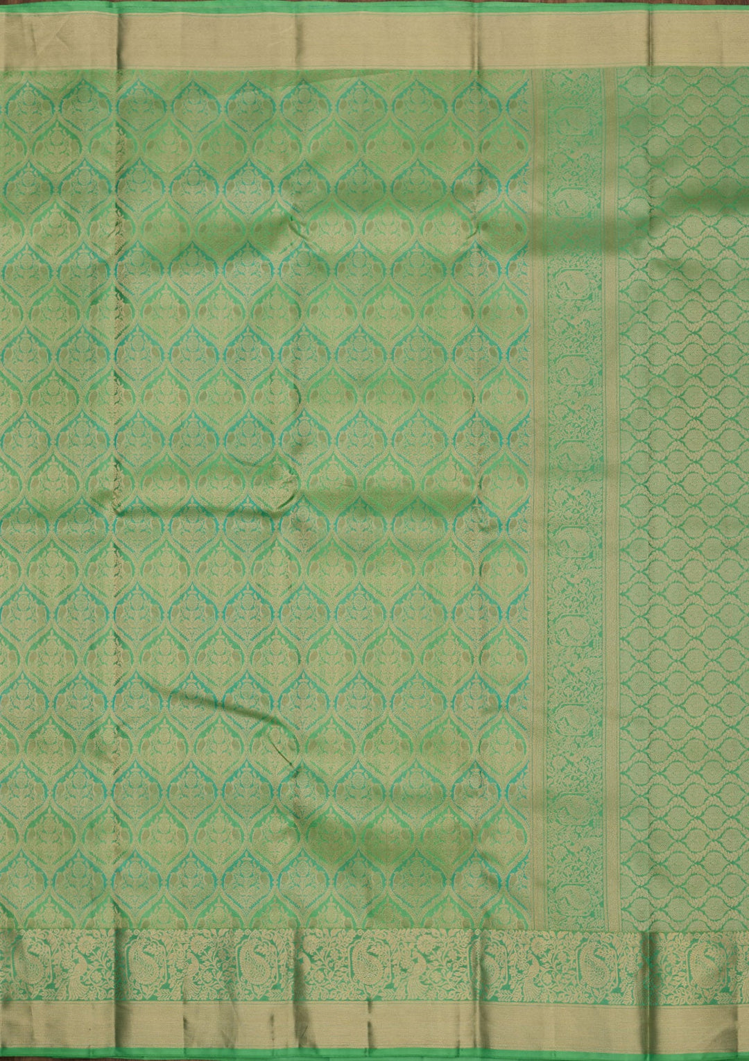 Parrot Green Zariwork Pure Silk Saree-Koskii