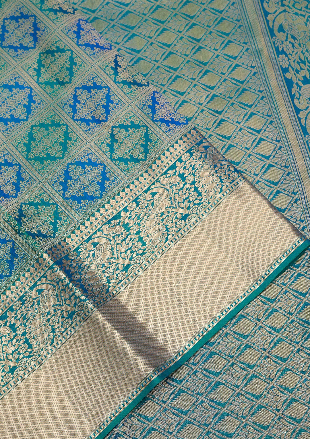 Peacock Green Zariwork Pure Silk Saree-Koskii