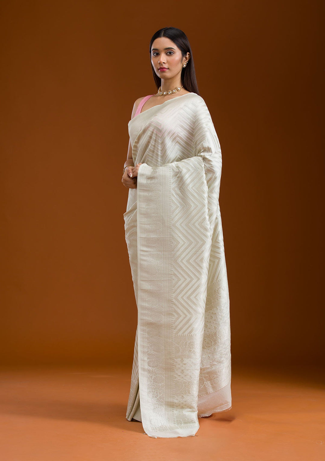 Off White Zariwork Georgette Saree-Koskii
