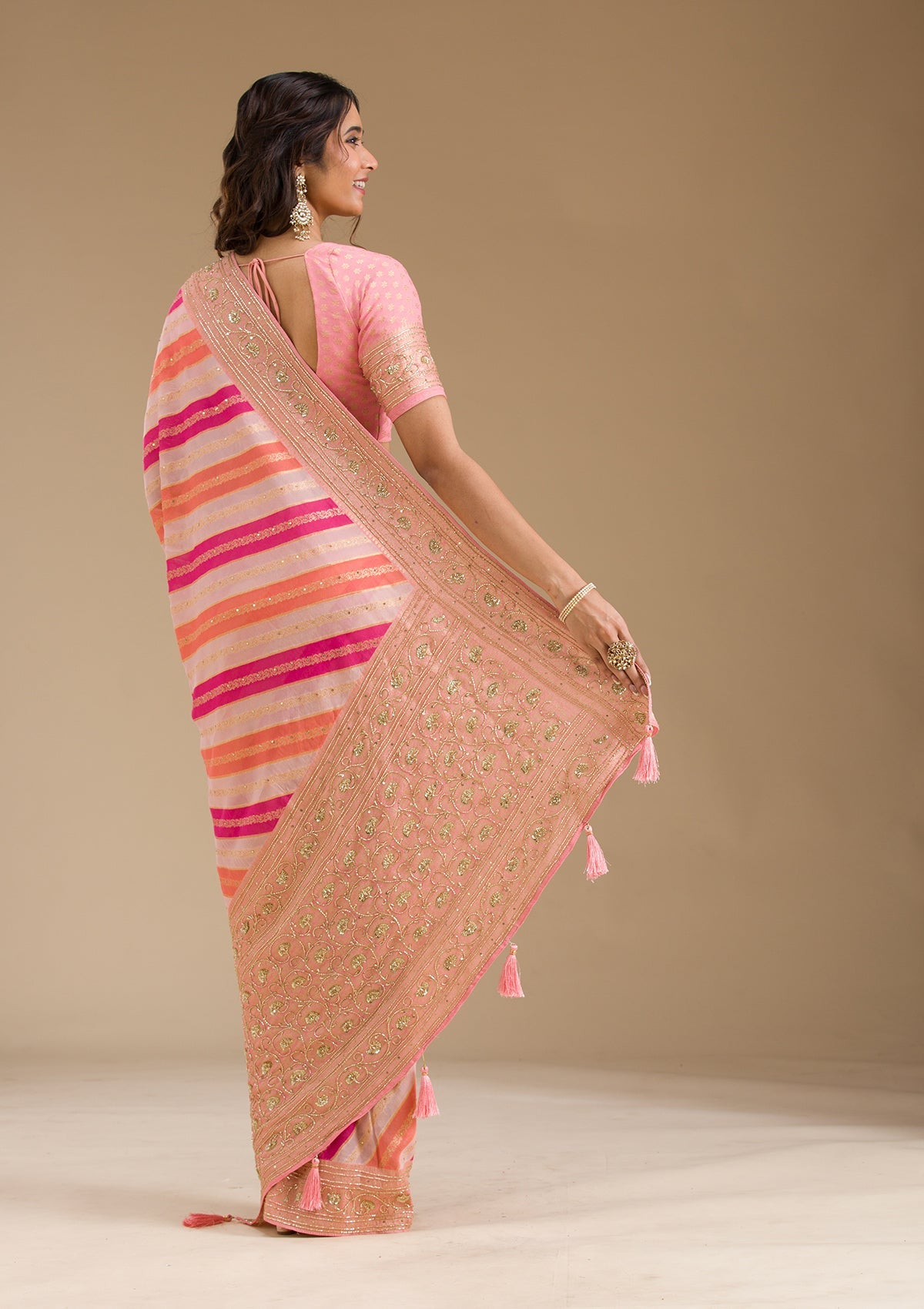 Pink Plain Georgette Saree-Koskii