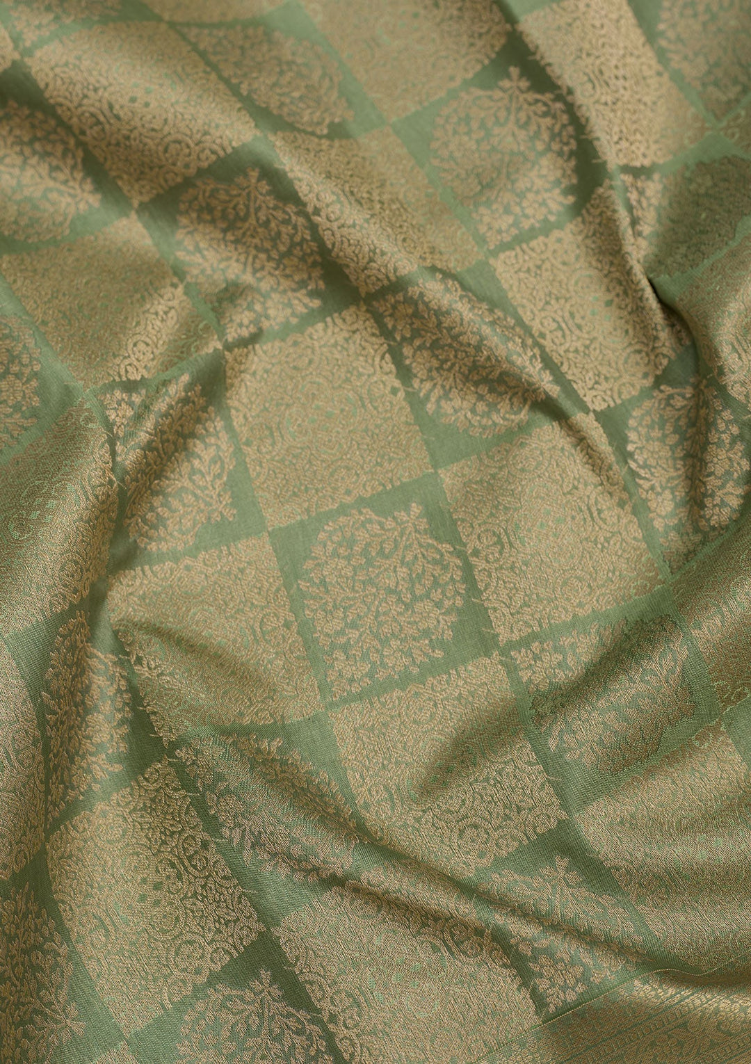 Pista Green Zariwork Pure Silk Saree-Koskii