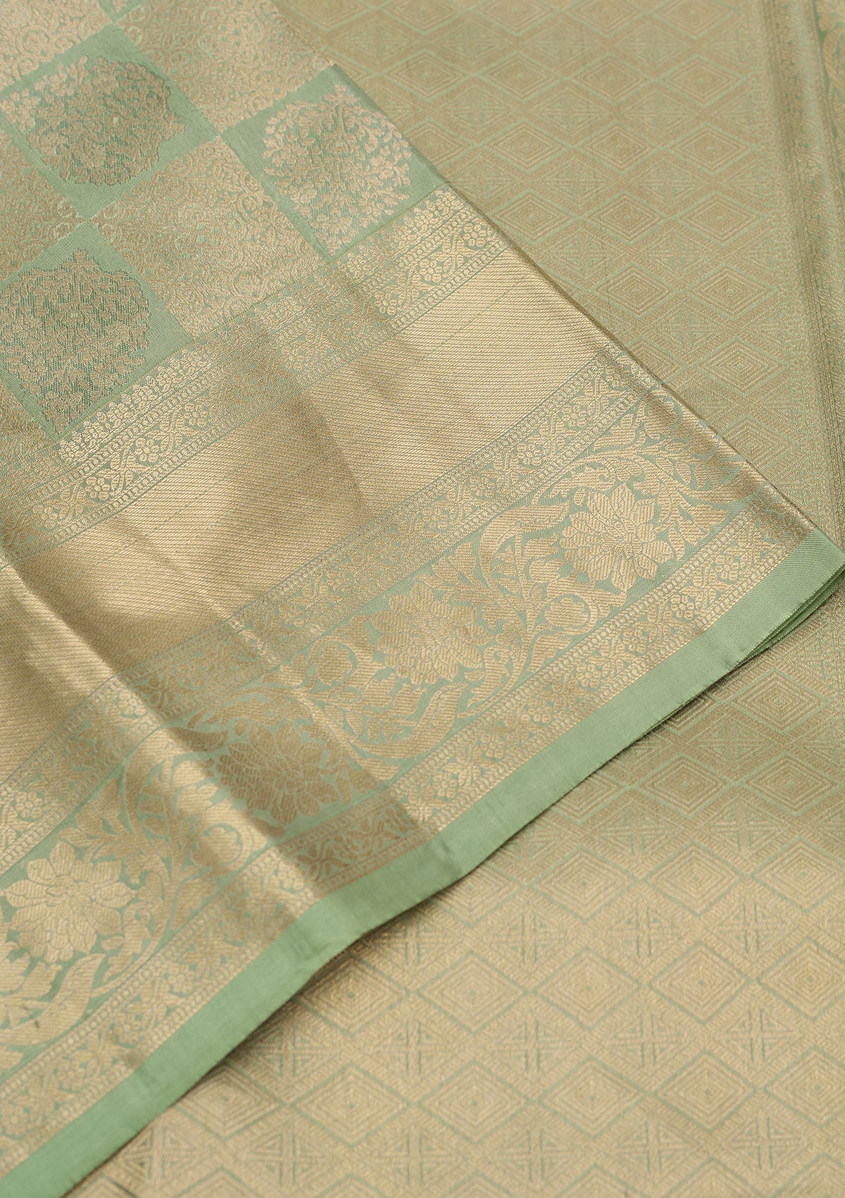 Pista Green Zariwork Pure Silk Saree-Koskii