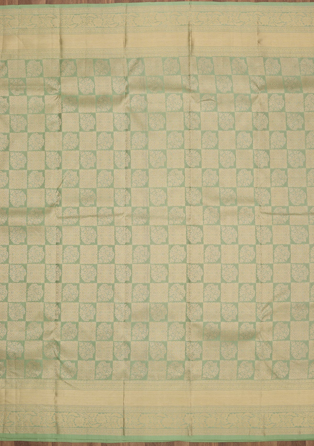 Pista Green Zariwork Pure Silk Saree-Koskii