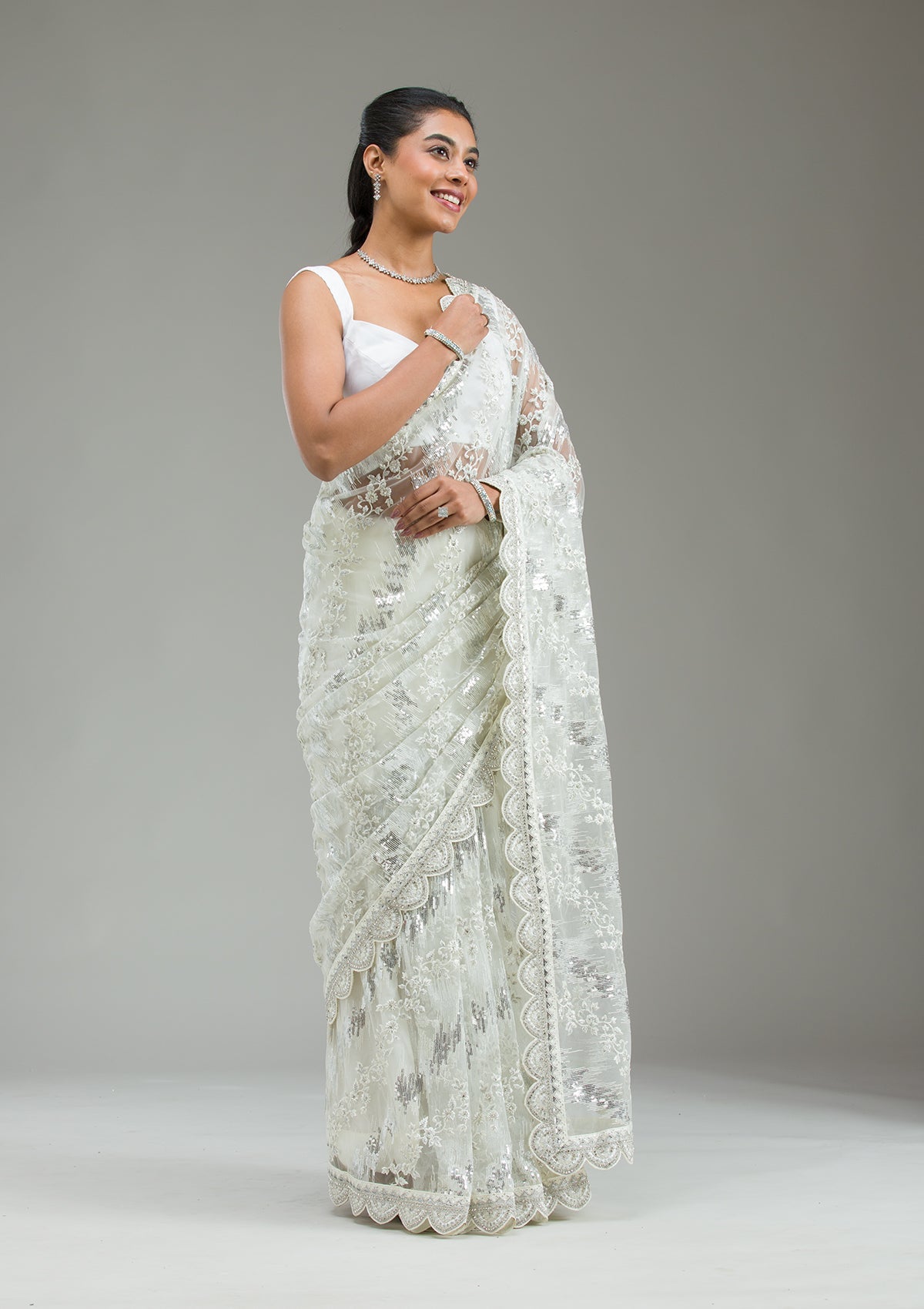 Off White Threadwork Net Saree-Koskii