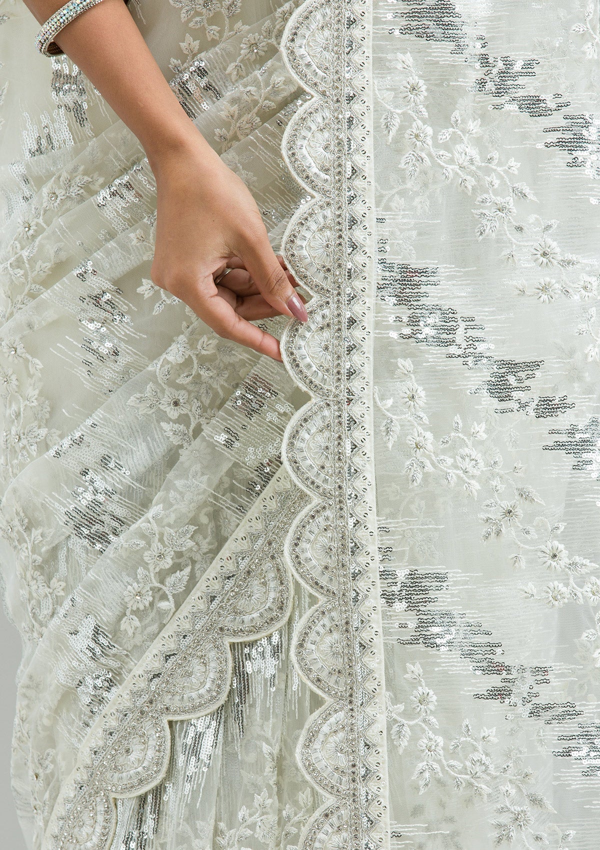 Off White Threadwork Net Saree-Koskii