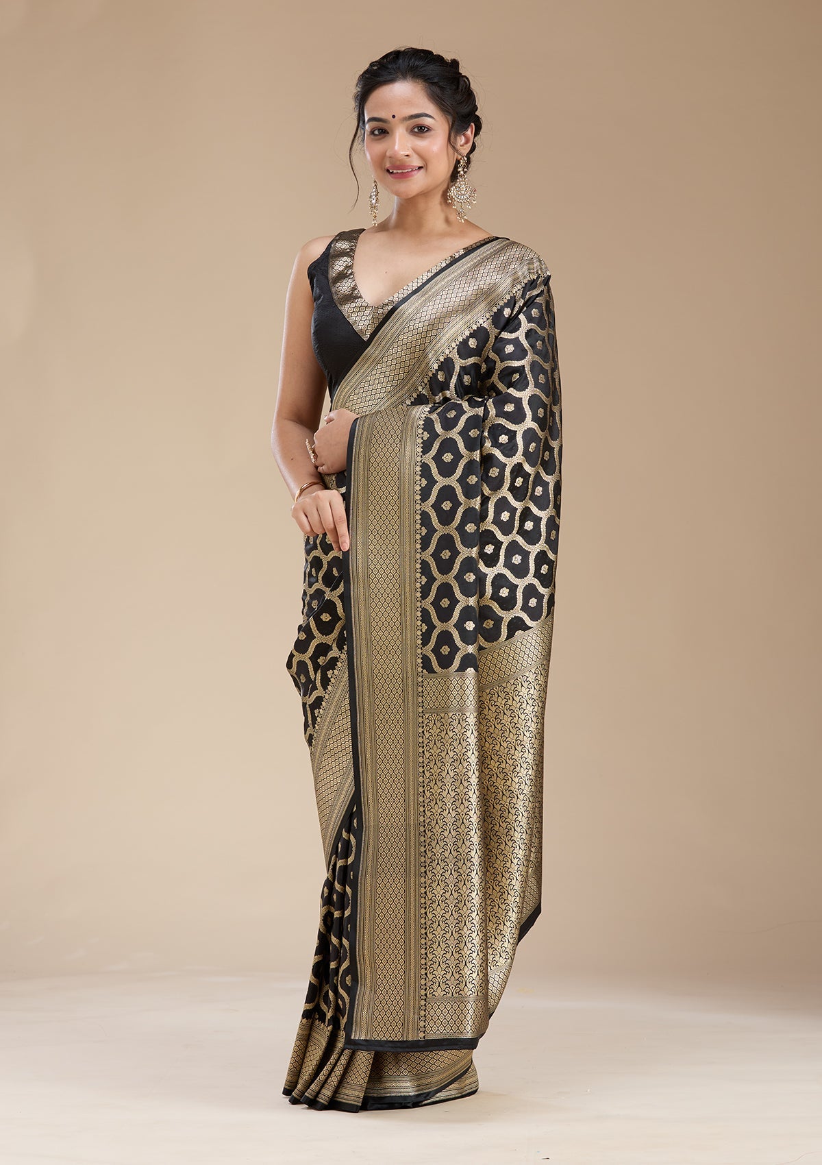 Black Zariwork (Gold) Silk Saree-koskii