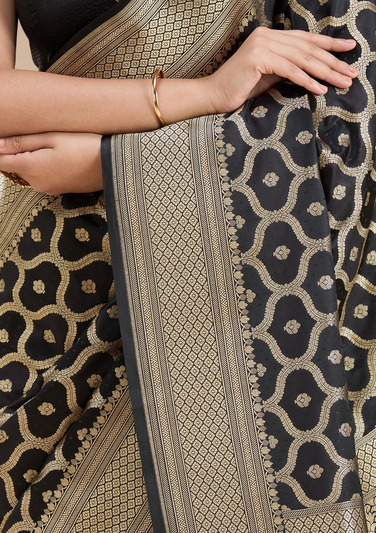 Black Zariwork (Gold) Silk Saree-koskii