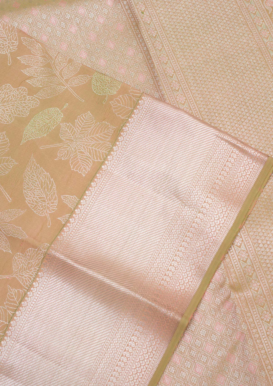 Parrot Green Zariwork Pure Silk Saree-koskii