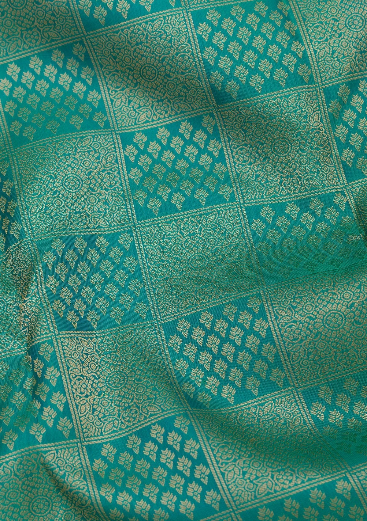 Rama Green Zariwork Pure Silk Saree-Koskii