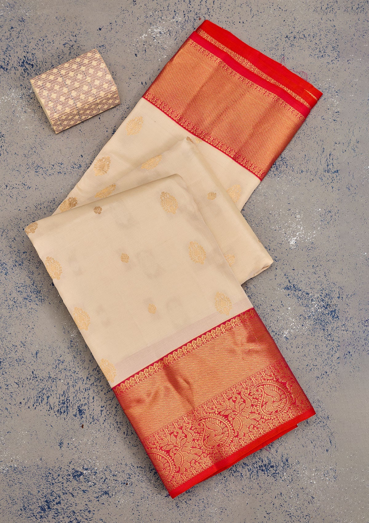 Cream Zariwork Pure Silk Saree-Koskii