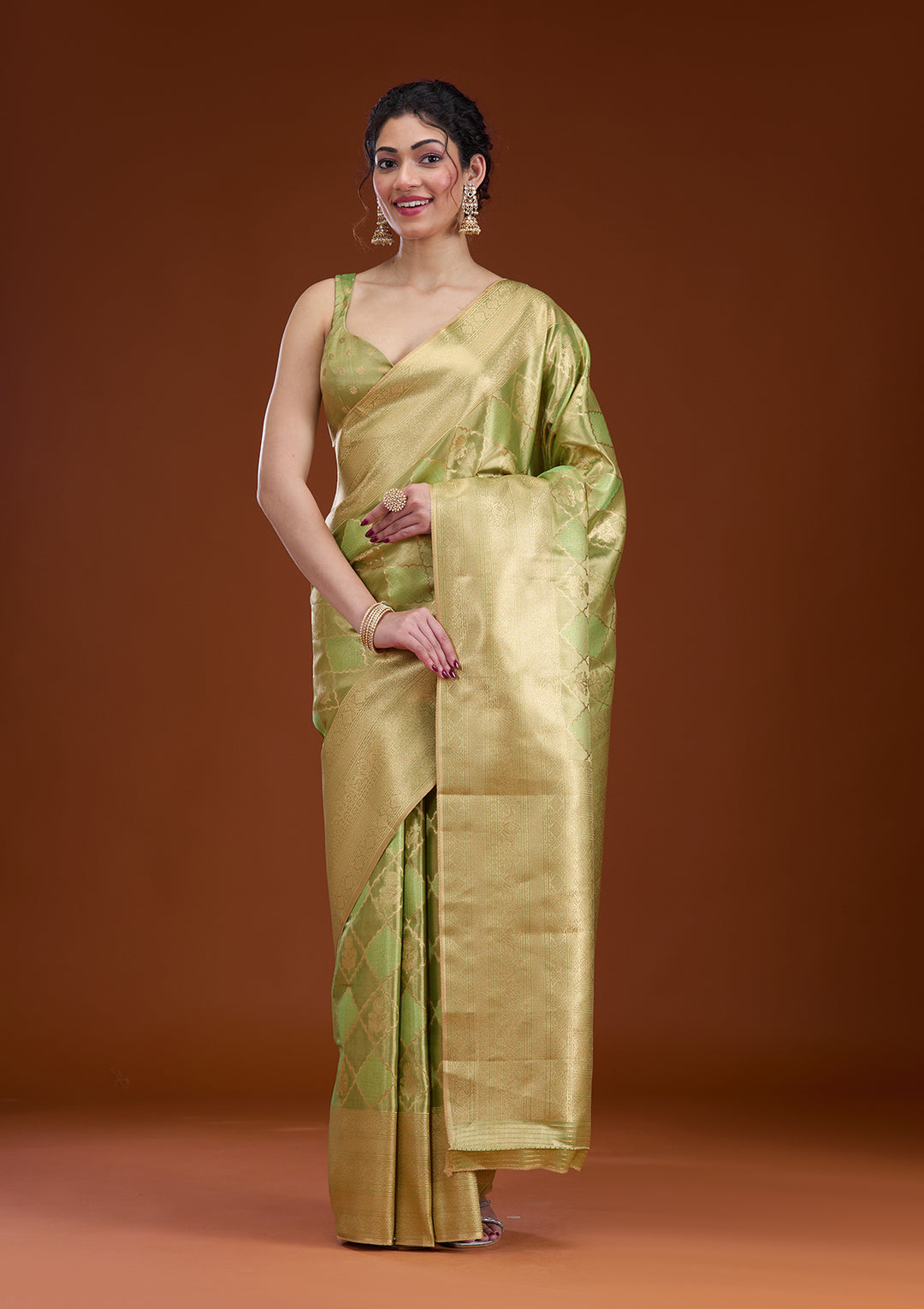 Leaf Green Zariwork Tissue Saree