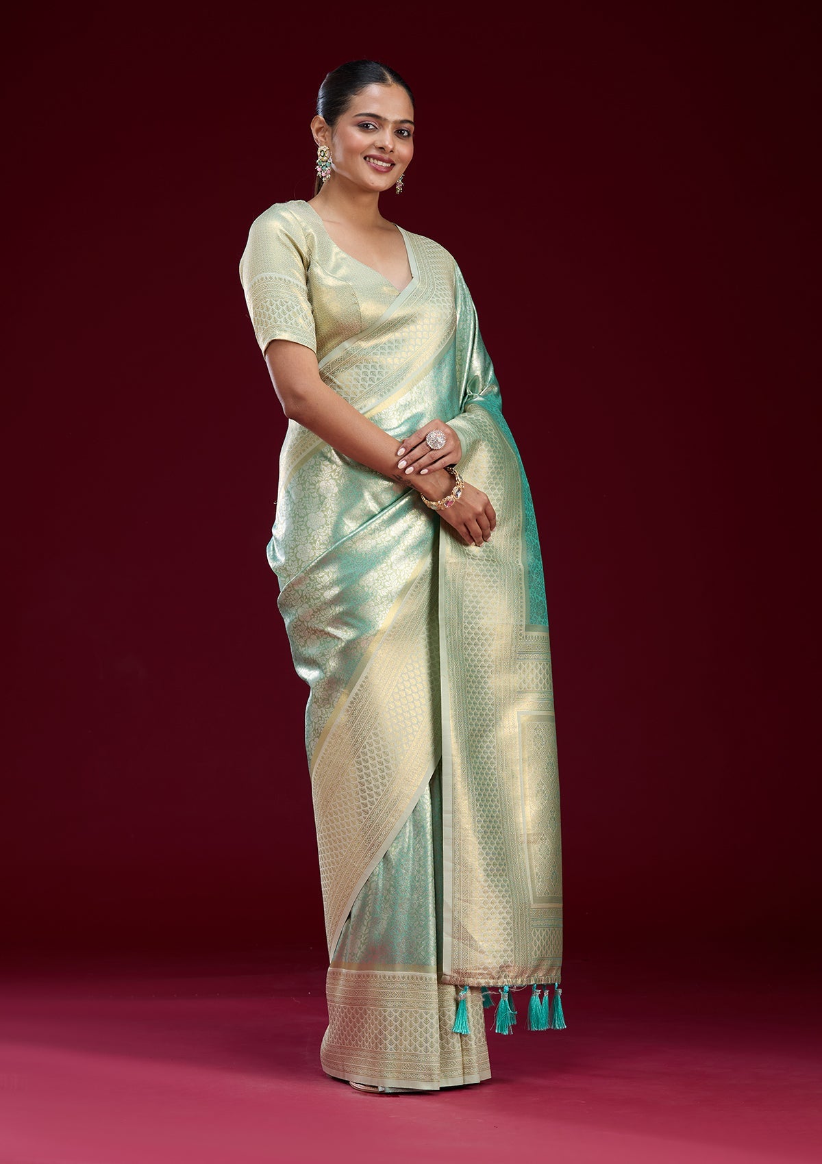 Cream Cutdana Chiffon Saree-Koskii