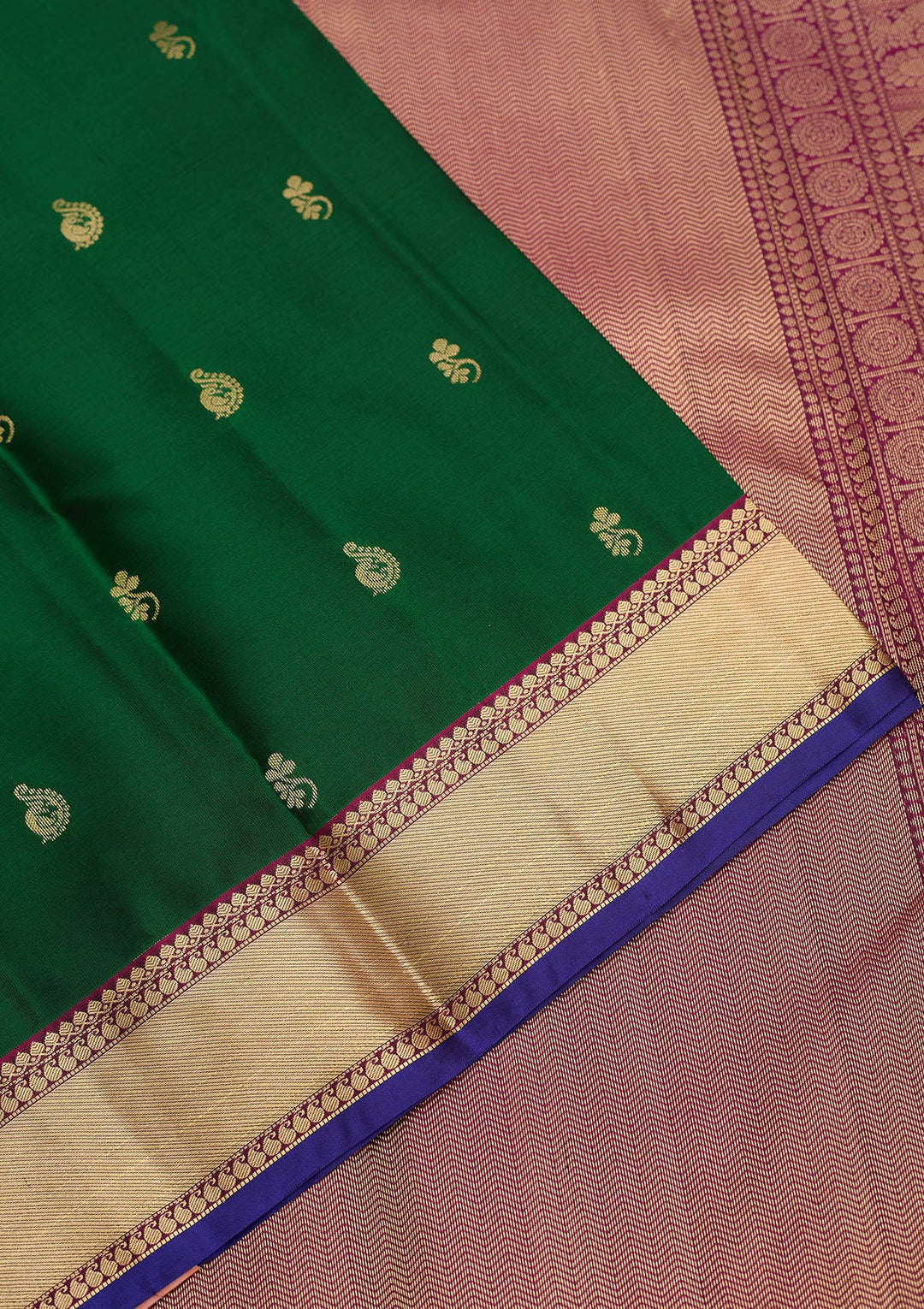Bottle Green Zariwork Pure Silk Saree-Koskii