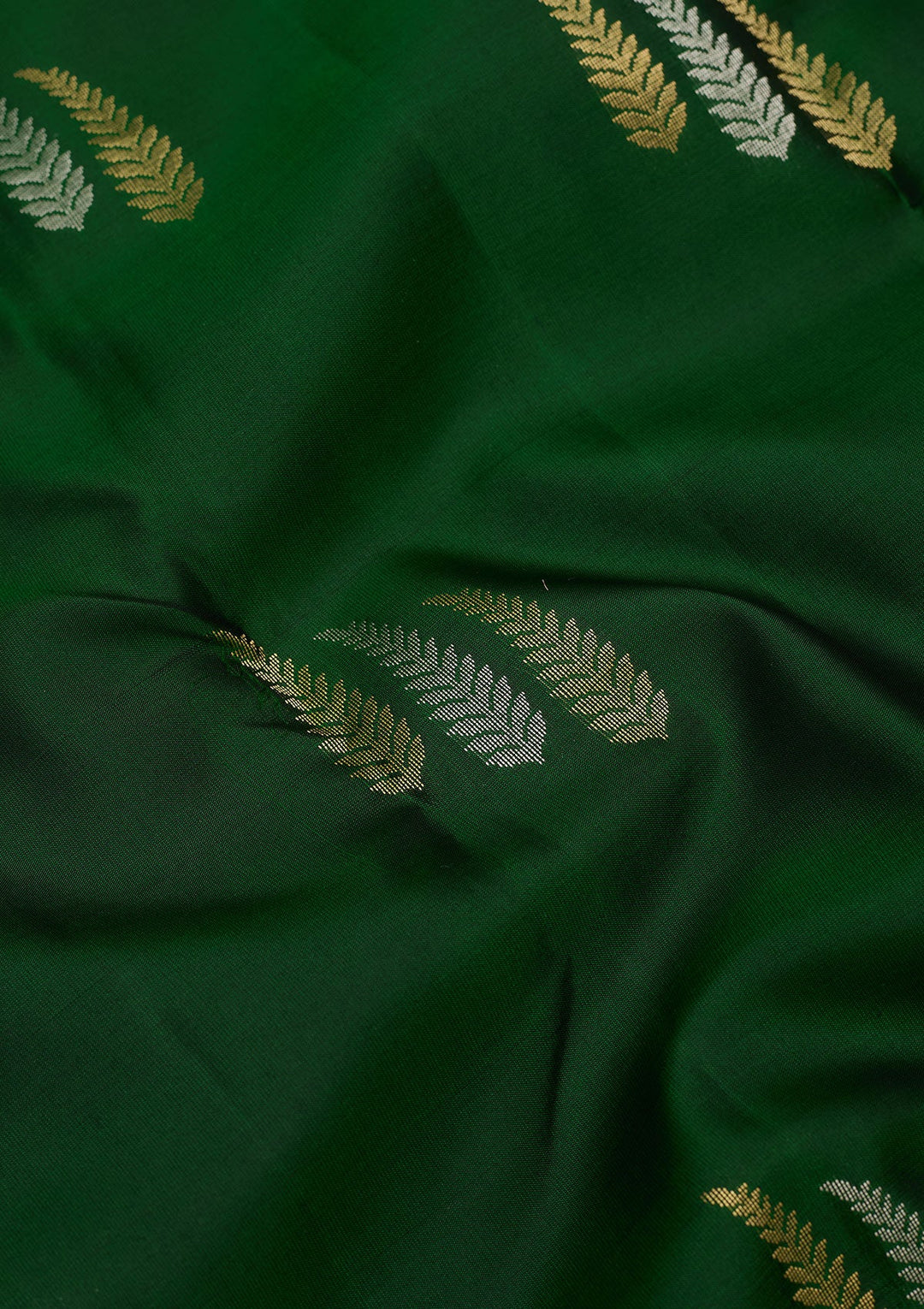 Bottle Green Zariwork Pure Silk Saree-Koskii