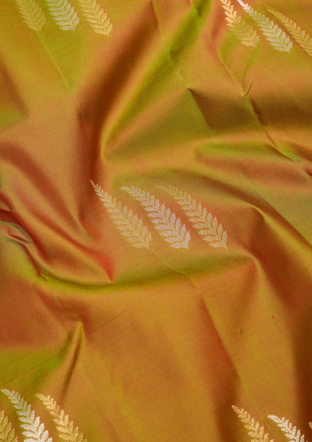 Mehendi Zariwork Pure Silk Saree-Koskii