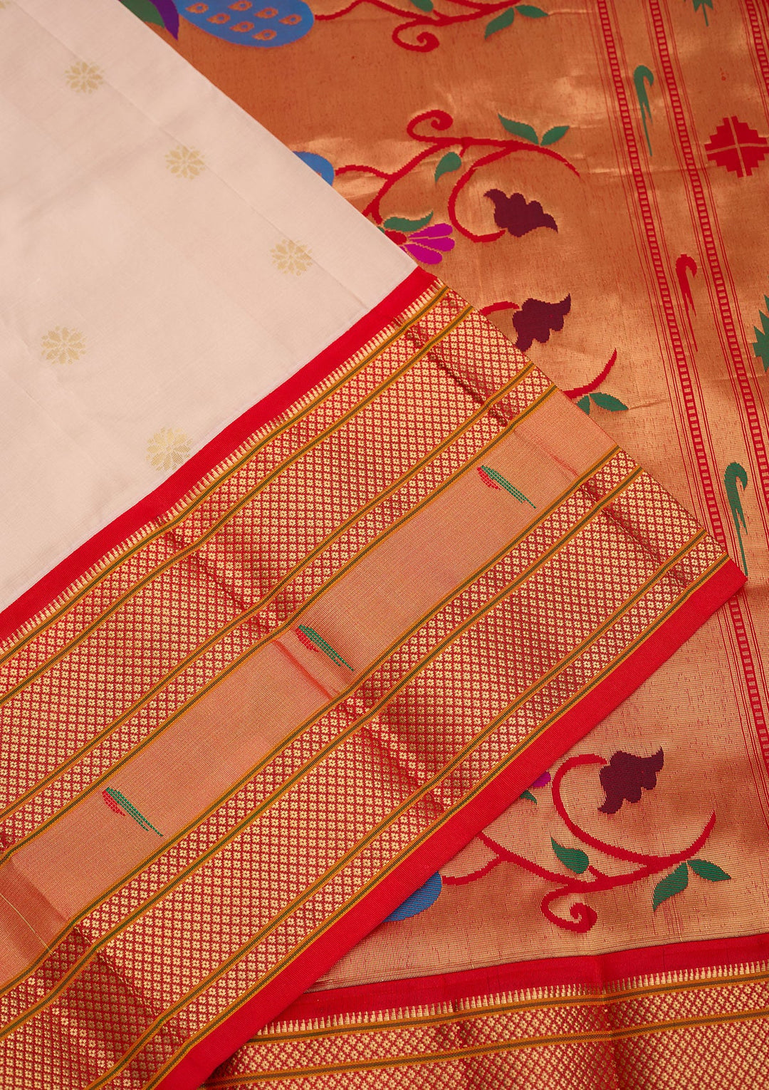 Cream Zariwork Pure Silk Saree-Koskii