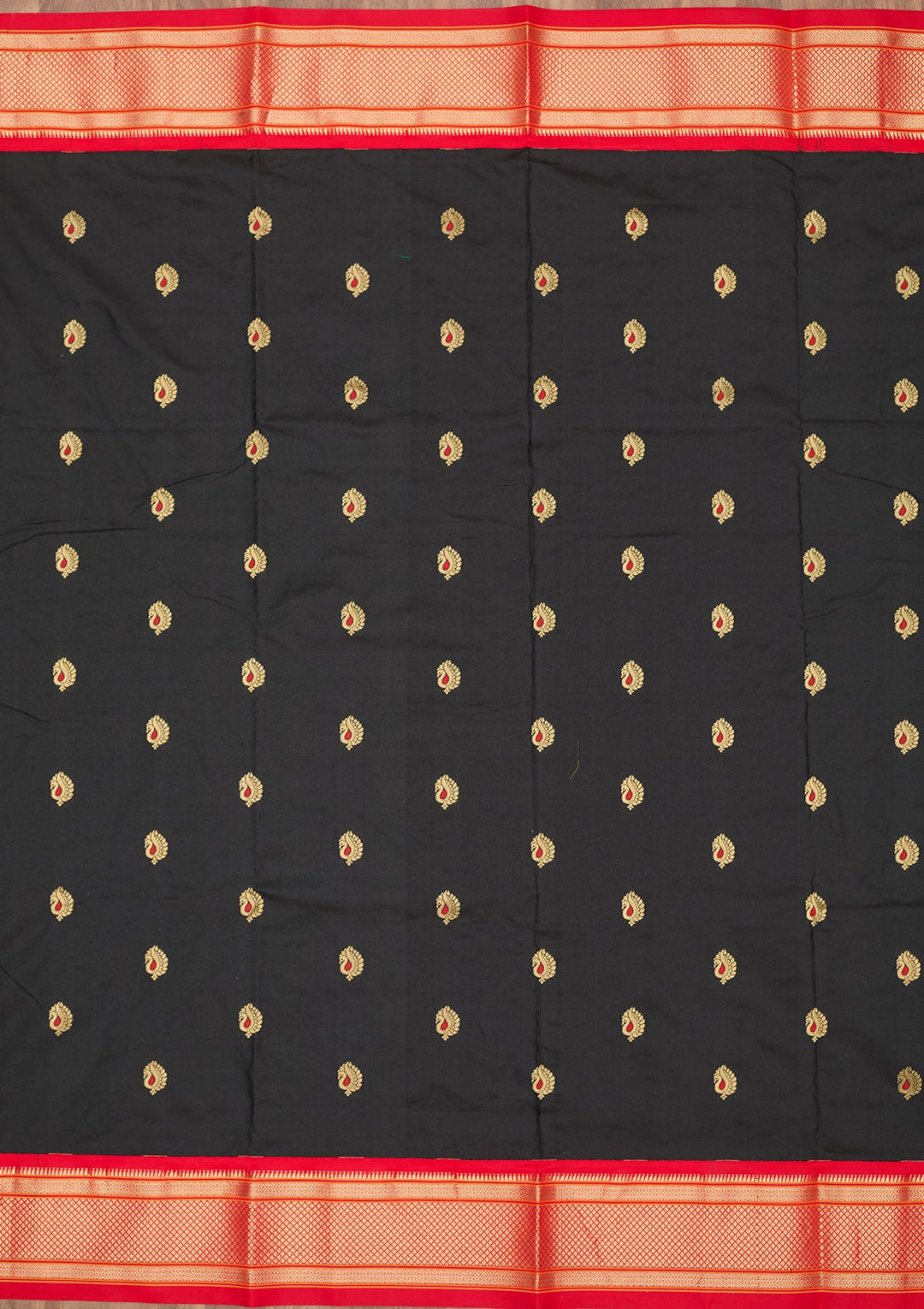 Black Zariwork Pure Silk Saree-Koskii