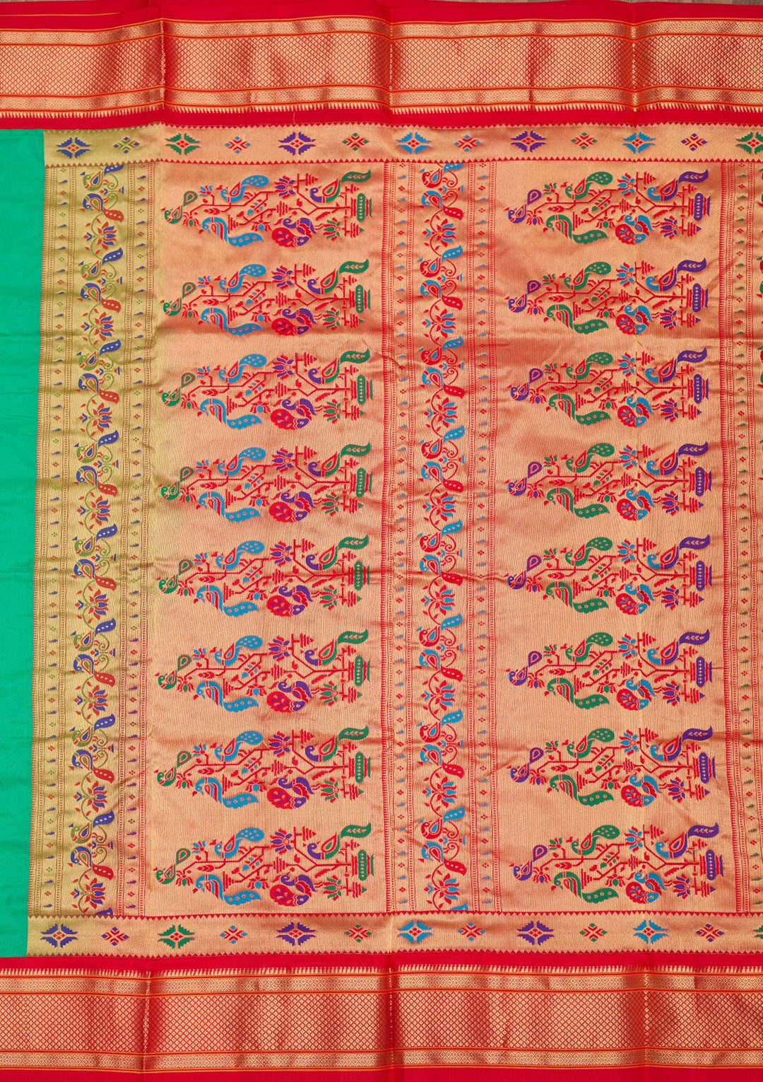 Peacock Green Zariwork Pure Silk Saree-Koskii